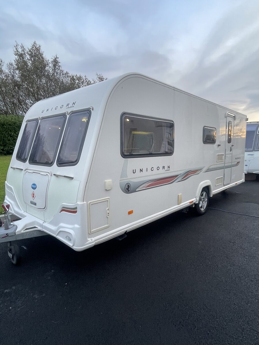 2012 Bailey Unicorn Madrid 4-berth caravan